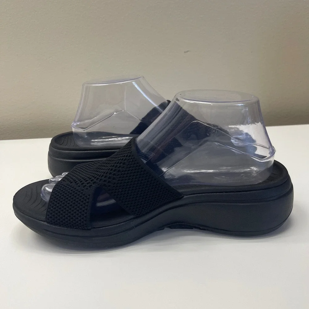 Skechers go walk